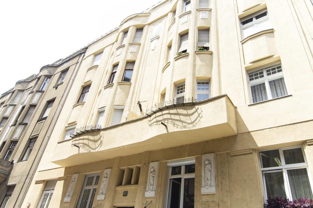Real Apartments Lovag Будапеща Стая снимка